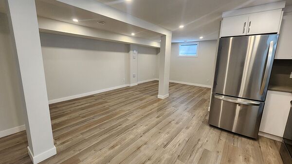Calgary 2 bedrooms Duplex for rent. Property photo: 736086-3