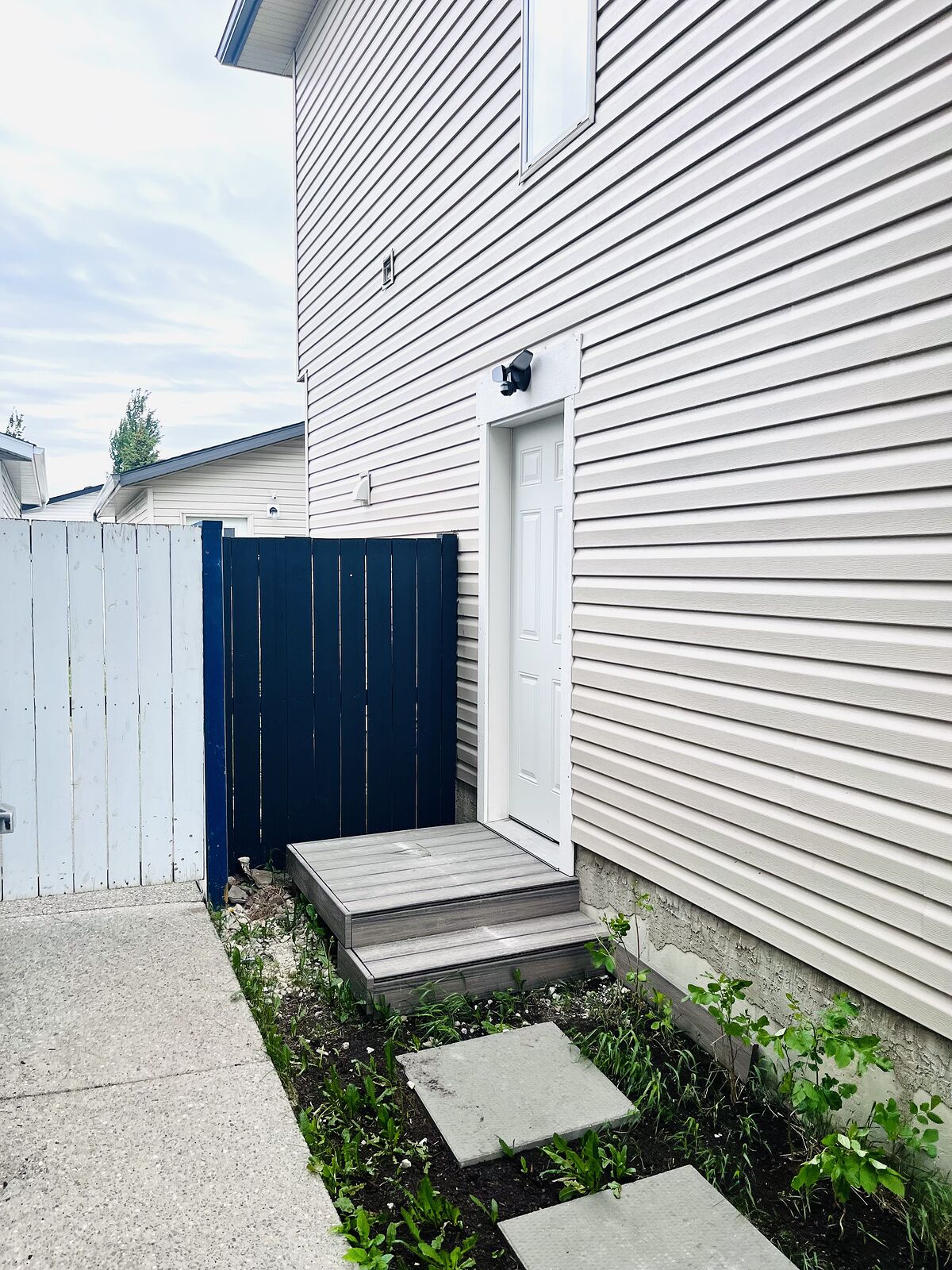 Calgary 1 bedroom Basement for rent. Property photo: 736087-1