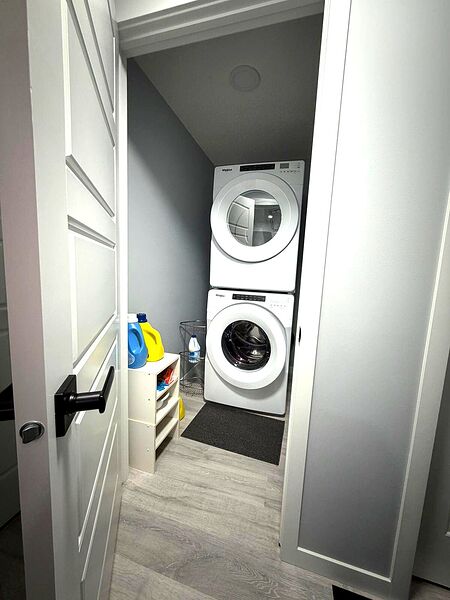 Calgary 1 bedroom Room For Rent for rent. Property photo: 736125-3