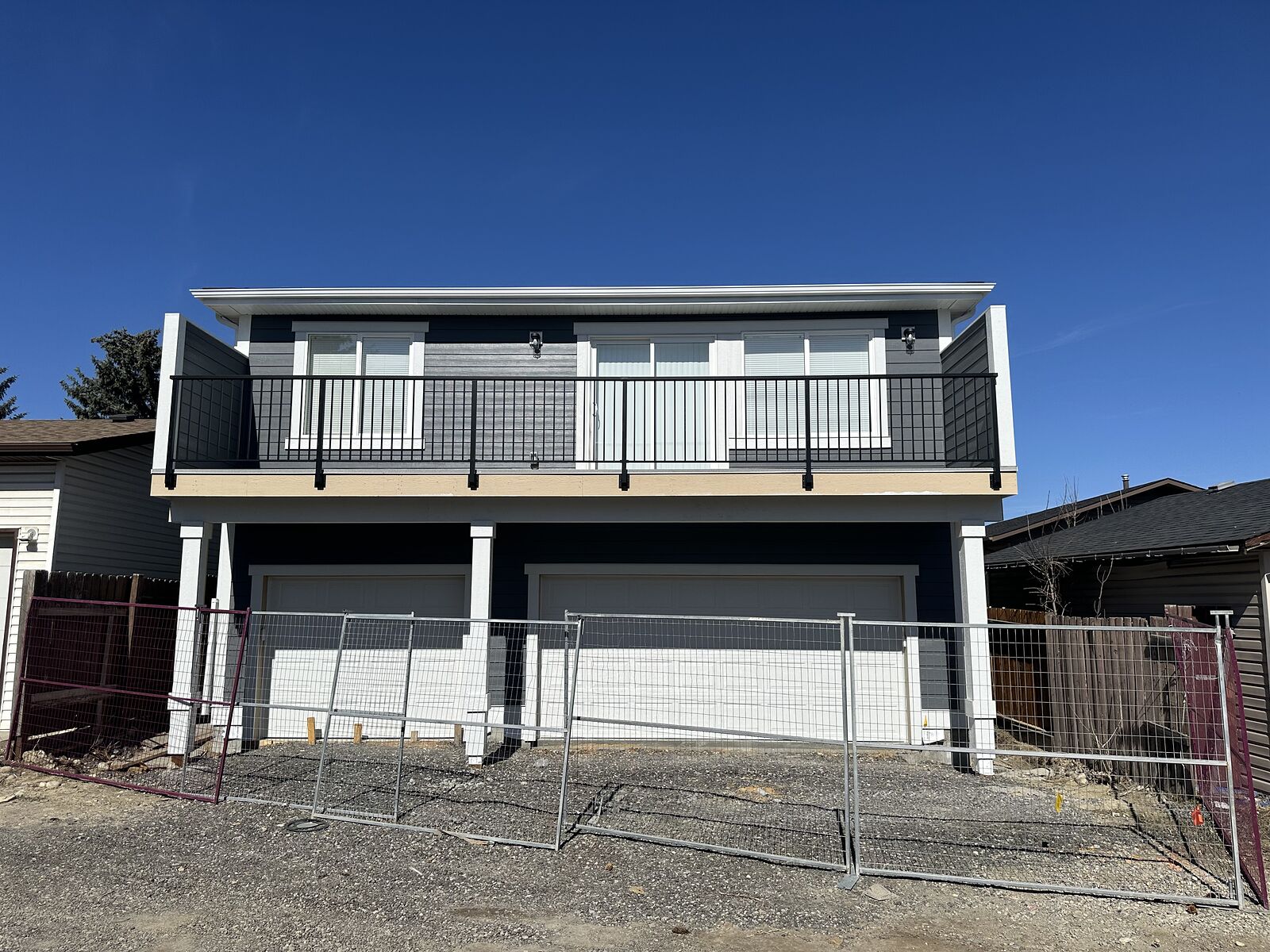 Calgary 2 bedrooms Garage Suite for rent. Property photo: 736323-1