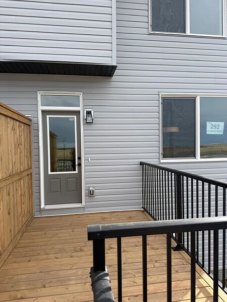 Calgary 2 bedrooms Basement for rent. Property photo: 736348-2
