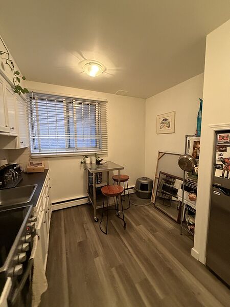 Calgary 1 bedroom Condo Unit for rent. Property photo: 736630-3
