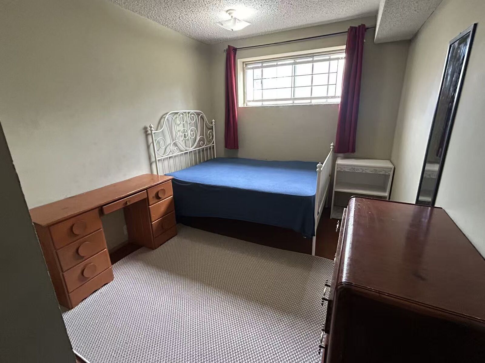 Calgary 1 bedroom Room For Rent for rent. Property photo: 736742-1