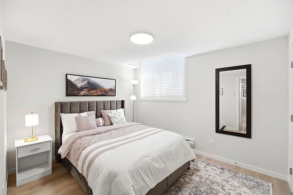 Calgary 1 bedroom Condo Unit for rent. Property photo: 736897-2