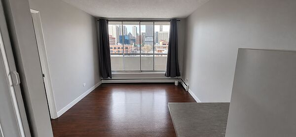 Calgary 1 bedroom Apartment for rent. Property photo: 736924-2