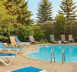 Bright 1 Bedroom Exclusive Park Living