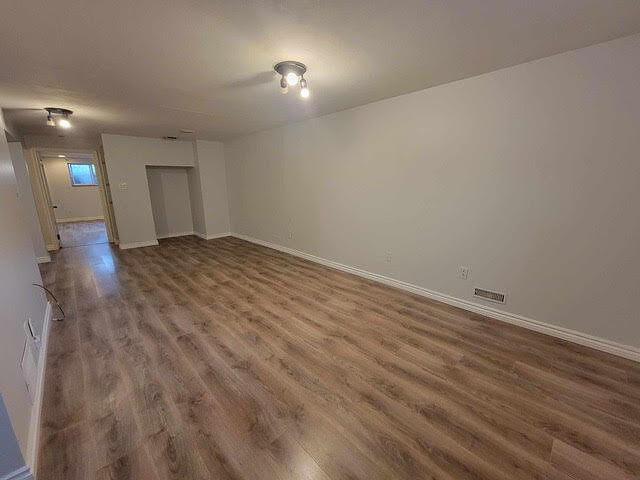 Calgary 2 bedrooms Basement for rent. Property photo: 737335-1