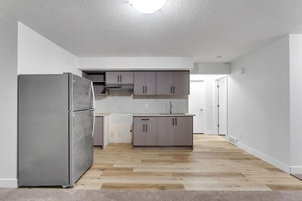 Calgary 1 bedroom Basement for rent. Property photo: 737430-3
