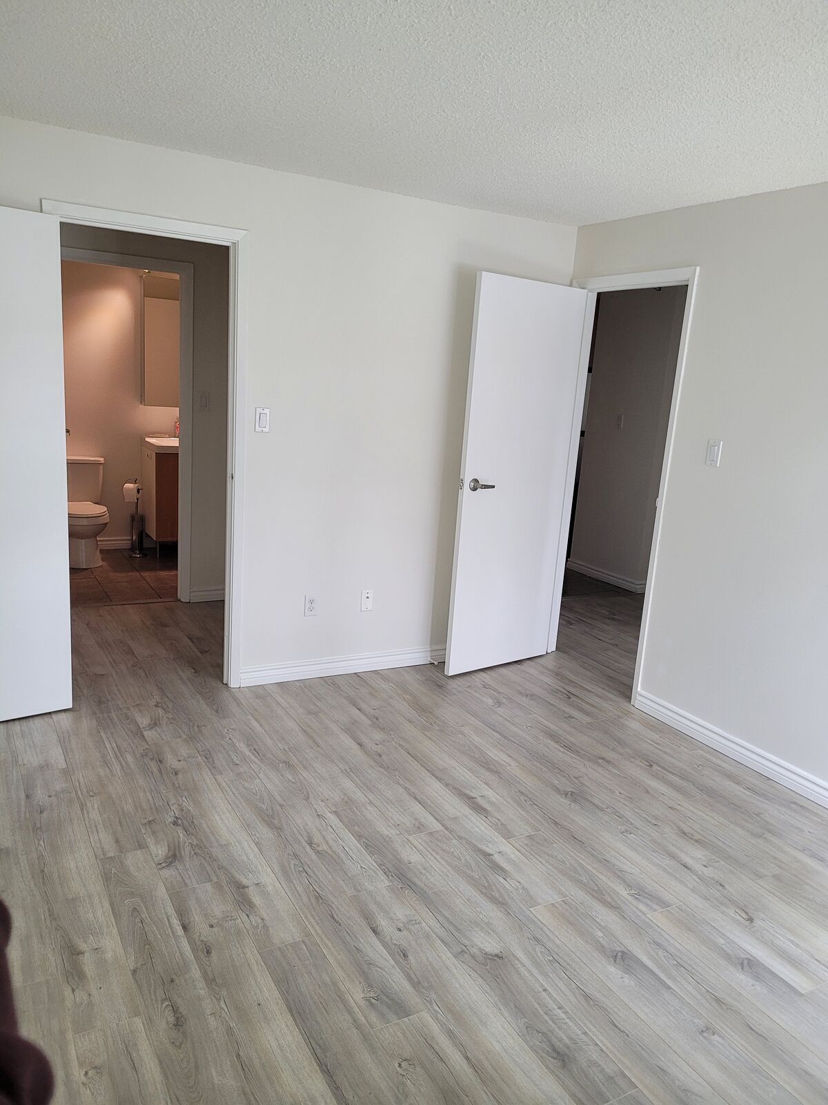 Calgary 2 bedrooms Condo Unit for rent. Property photo: 737820-1