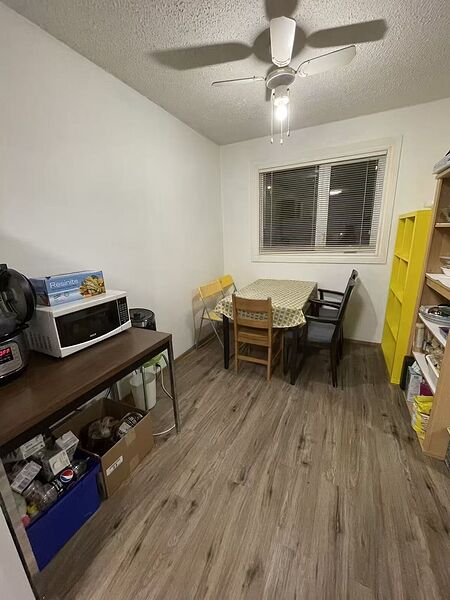 Calgary 2 bedrooms Room For Rent for rent. Property photo: 737859-3