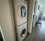Looking for roommate in Cozy 2 bedroom duplex