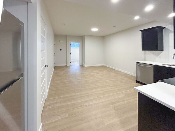 Calgary 2 bedrooms Basement for rent. Property photo: 737943-2