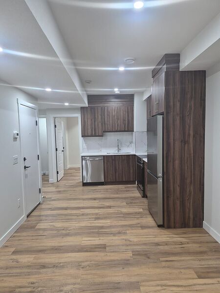 Calgary 2 bedrooms Basement for rent. Property photo: 737958-2