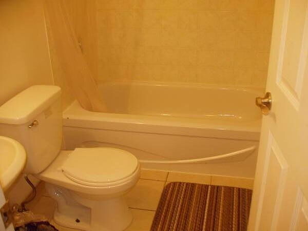 Calgary 2 bedrooms Basement for rent. Property photo: 737980-1