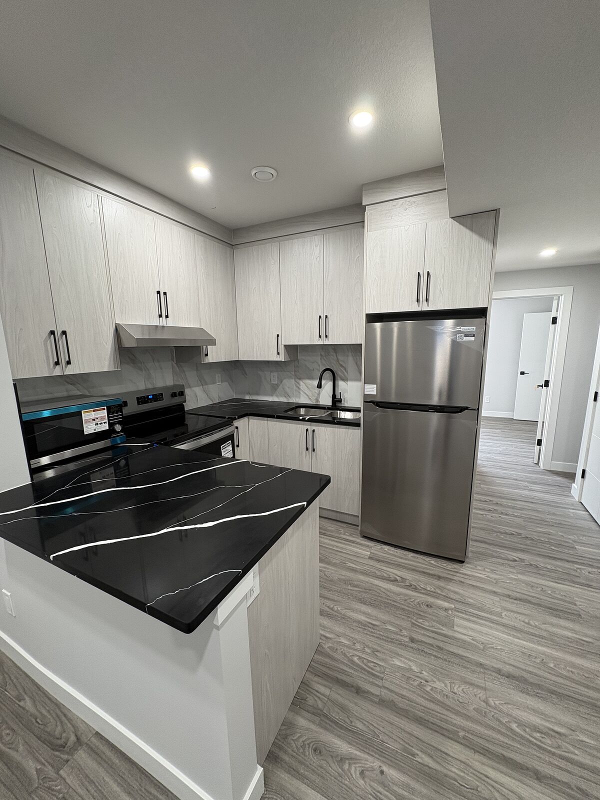 Calgary 2 bedrooms Basement for rent. Property photo: 737981-1