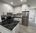 Modern 2-Bedroom Legal Basement Suite| Private Entrance & In-Suite Laundry