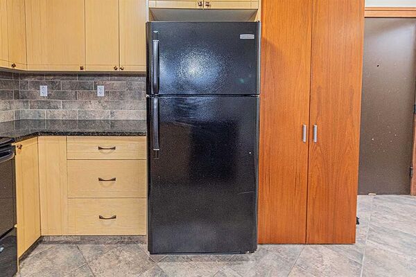 Calgary 1 bedroom Condo Unit for rent. Property photo: 737985-3