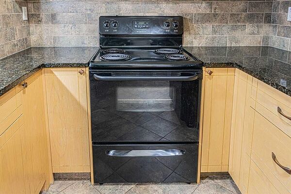 Calgary 1 bedroom Condo Unit for rent. Property photo: 737985-2