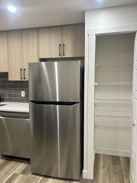Calgary 2 bedrooms Basement for rent. Property photo: 737987-2