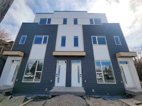 Calgary 2 bedrooms Duplex for rent. Property photo: 738172-2