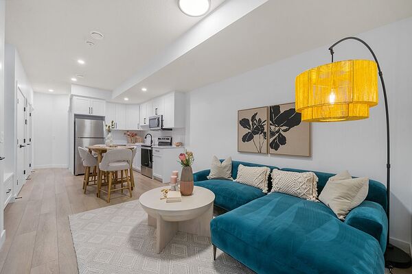 Calgary 2 bedrooms Basement for rent. Property photo: 738252-3