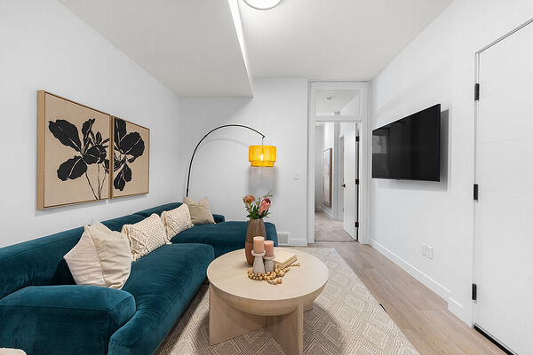 Calgary 2 bedrooms Basement for rent. Property photo: 738252-2