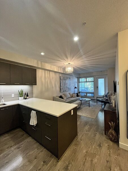 Calgary 1 bedroom Condo Unit for rent. Property photo: 738302-2