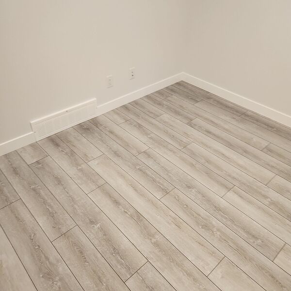 Calgary 2 bedrooms Basement for rent. Property photo: 738358-2