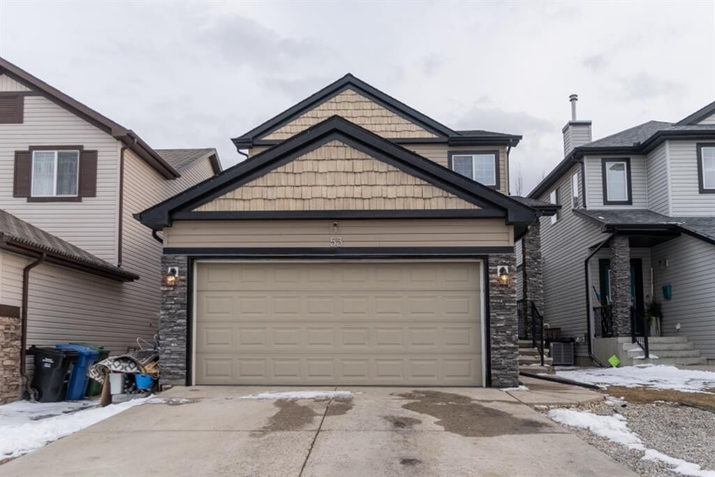 Calgary 3 bedrooms House for rent. Property photo: 738380-1