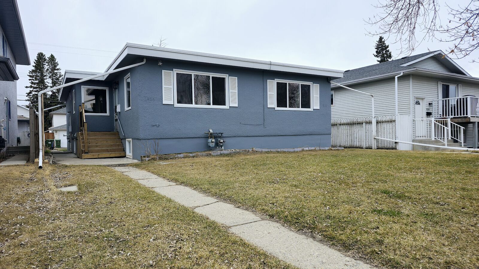 Calgary 2 bedrooms Duplex for rent. Property photo: 738670-1