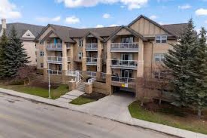 Calgary 2 bedrooms Room For Rent for rent. Property photo: 738812-1