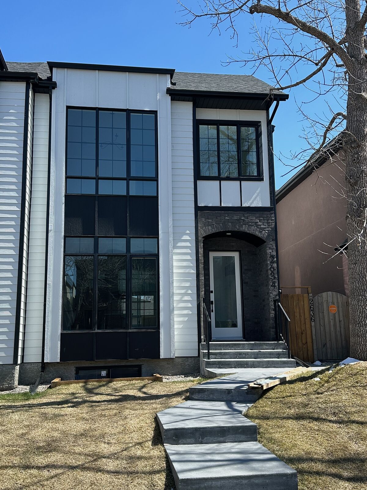 Calgary 2 bedrooms Basement for rent. Property photo: 738903-1