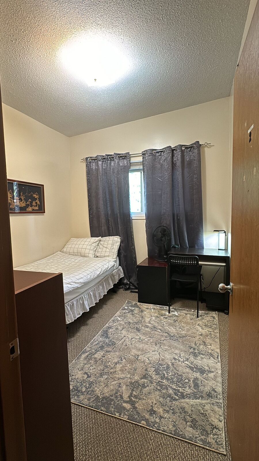 Calgary 1 bedroom Room For Rent for rent. Property photo: 738933-1