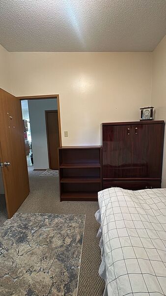 Calgary 1 bedroom Room For Rent for rent. Property photo: 738933-2