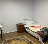 Room near Brentwood LRT