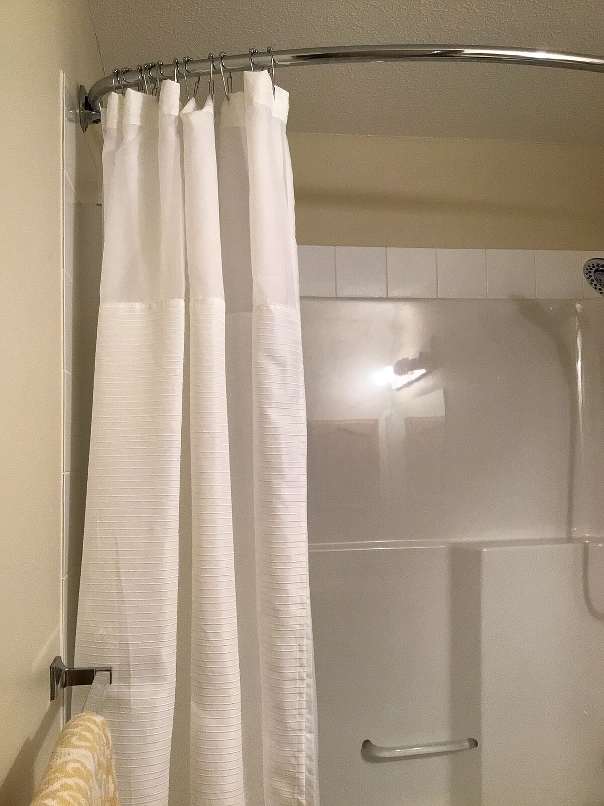 Calgary 1 bedroom Room For Rent for rent. Property photo: 739046-1