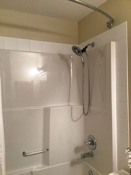 Calgary 1 bedroom Room For Rent for rent. Property photo: 739046-2