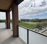 Brand‑New Top‑Floor Corner Apartment in the Heart of University District