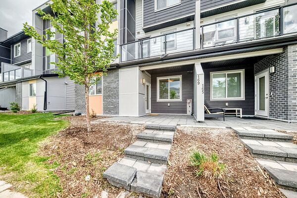 Calgary 1 bedroom Townhouse for rent. Property photo: 739087-2