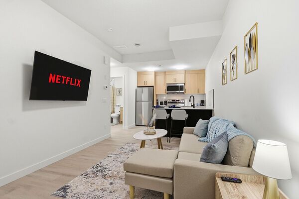Calgary 1 bedroom Townhouse for rent. Property photo: 739227-2