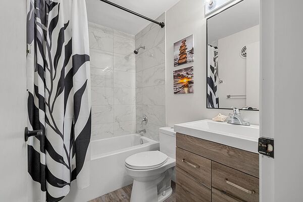 Calgary 2 bedrooms Apartment for rent. Property photo: 739231-2