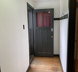 Bridgeland bright lower level - 2 bedroom