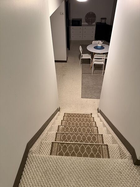 Calgary 1 bedroom House for rent. Property photo: 739326-2