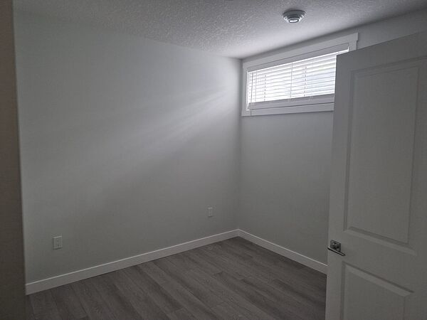 Calgary 2 bedrooms Room For Rent for rent. Property photo: 739366-2