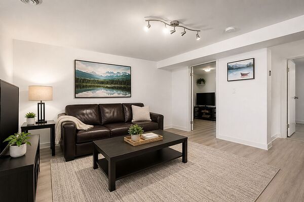 Calgary 2 bedrooms Basement for rent. Property photo: 740512-3