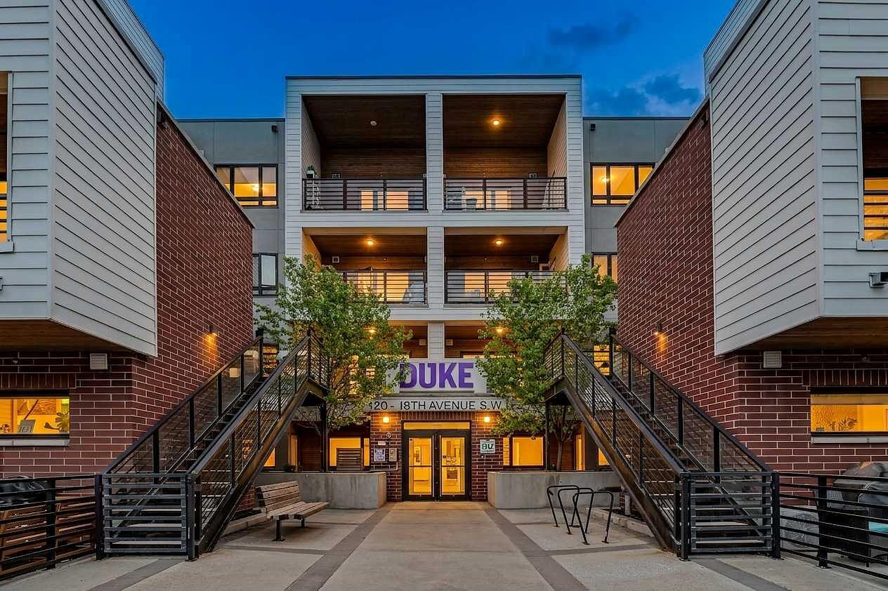 Calgary 2 bedrooms Condo Unit for rent. Property photo: 740579-1