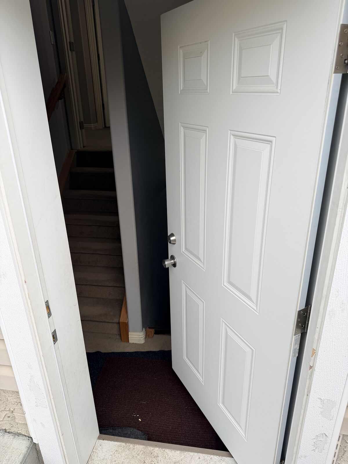 Calgary 2 bedrooms Basement for rent. Property photo: 740640-1
