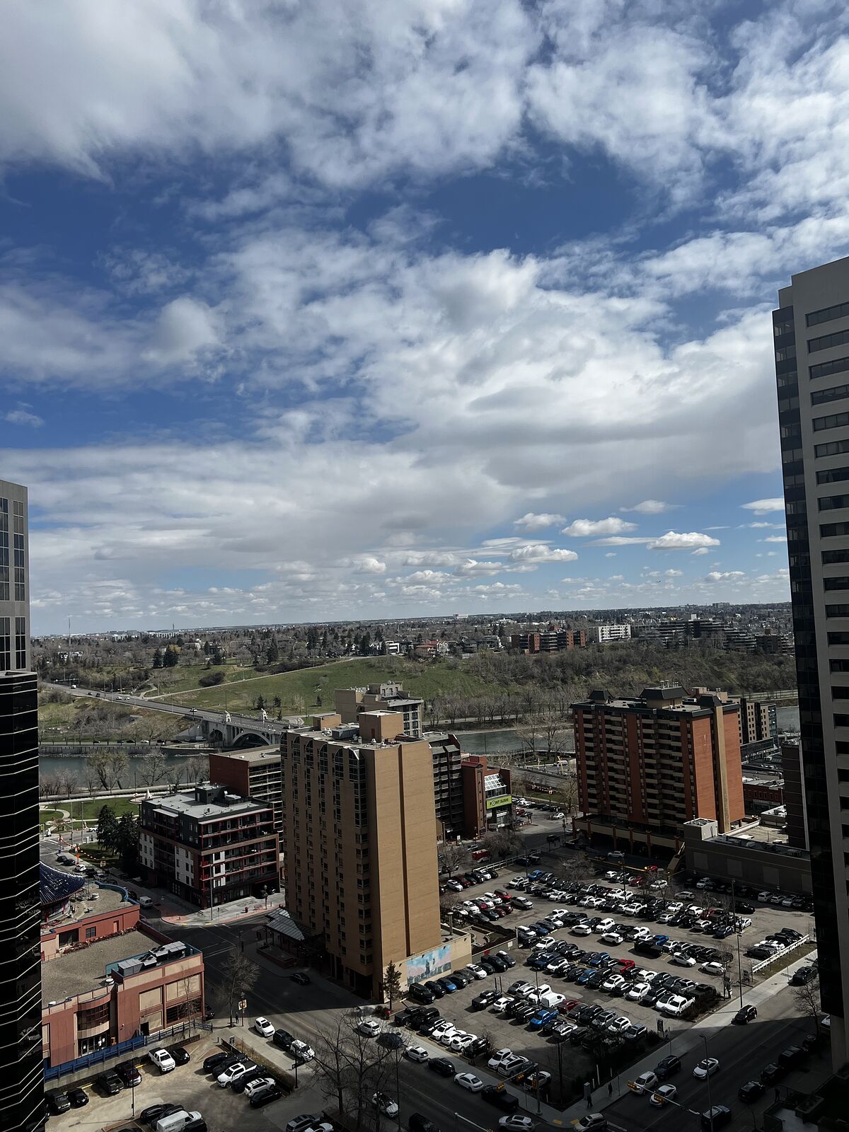 Calgary 1 bedroom Condo Unit for rent. Property photo: 740761-1