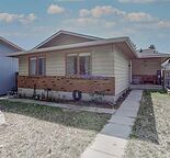 4 bedroom 2.5 bath bungalow in Midnapore for rent
