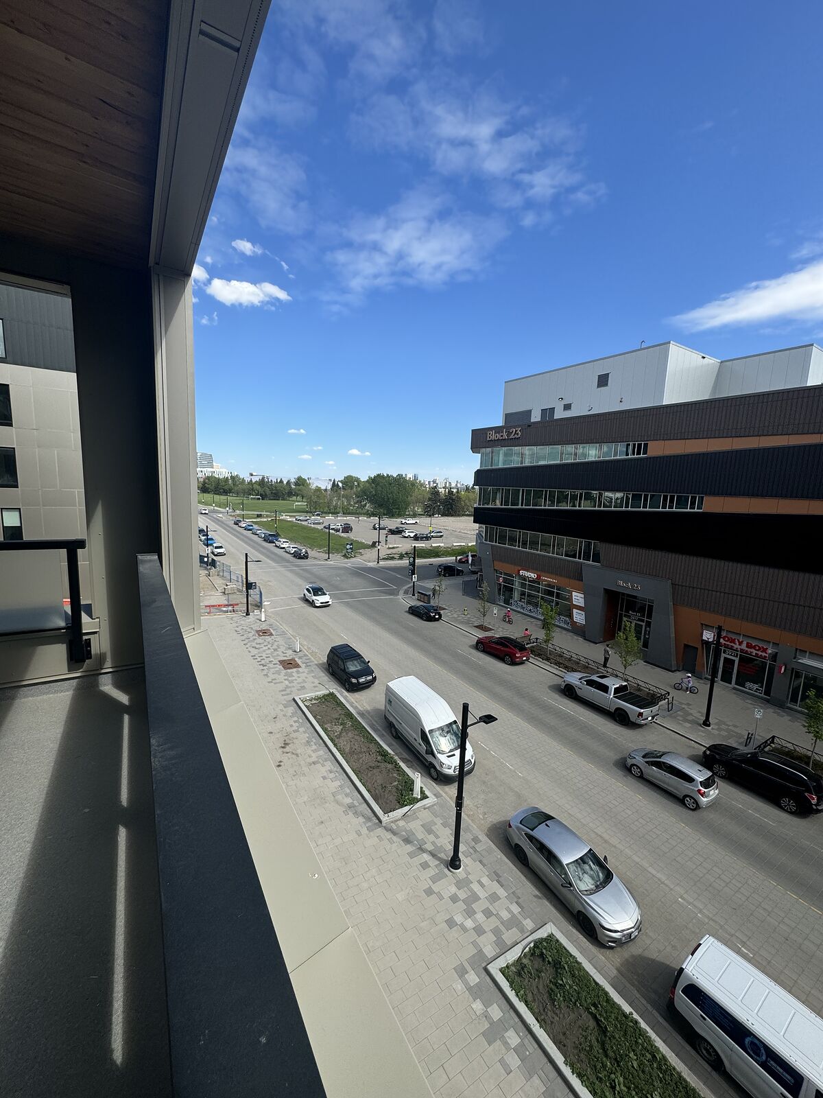 Calgary 1 bedroom Condo Unit for rent. Property photo: 740934-1